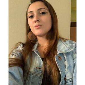 Meet your Posher, Natasha